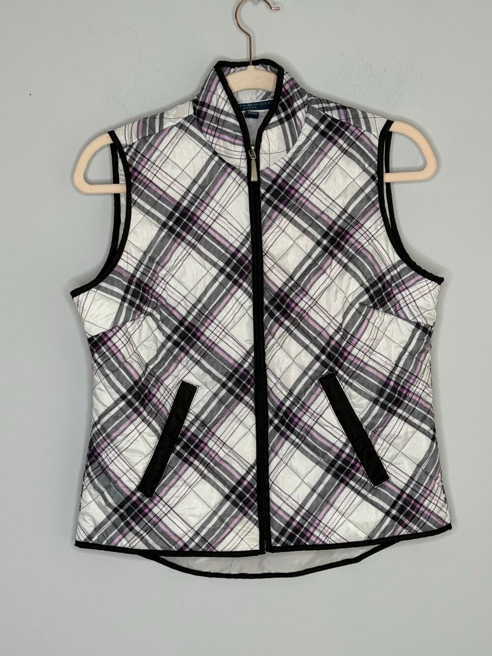 NWOT Karen Scott Sport Petite XS Winter White Pink Black Plaid Quilted Vest
